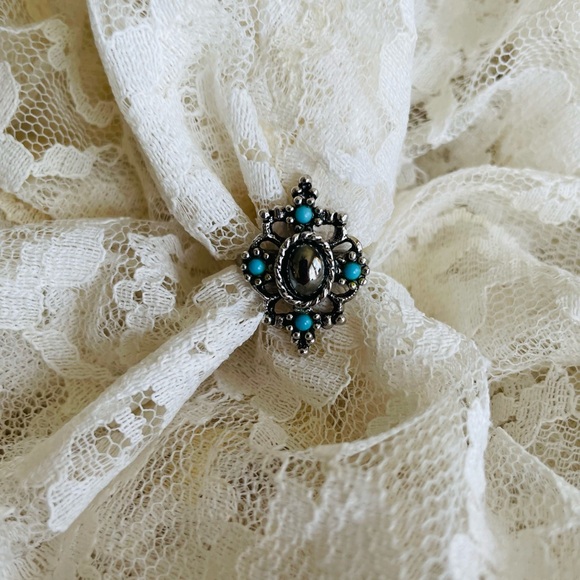 unbranded Jewelry - Fantastic Silver Plated Blue Hematite Stone Ring  
Size 6.5. Original Box